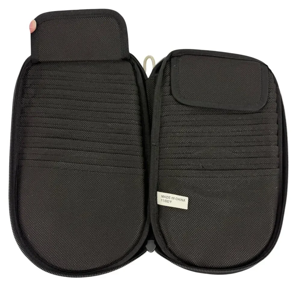 Case Logic CD Zip Case Holder 20 CD Store Chinese Character Peace 2002 Vintage